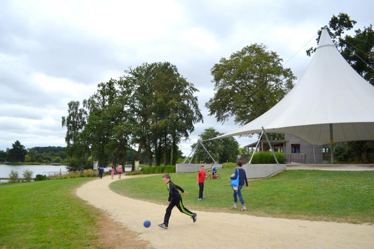 Hotel Camping Aquarev à Loudéac Extérieur photo