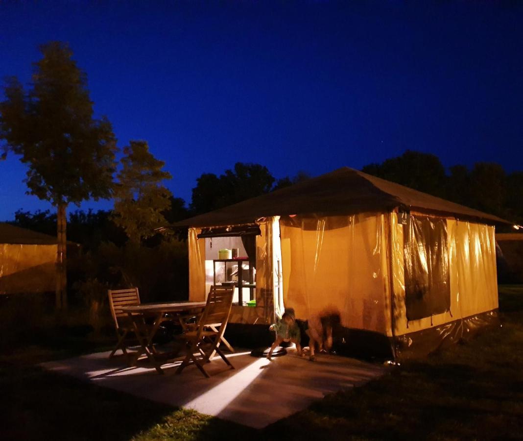 Hotel Camping Aquarev à Loudéac Extérieur photo