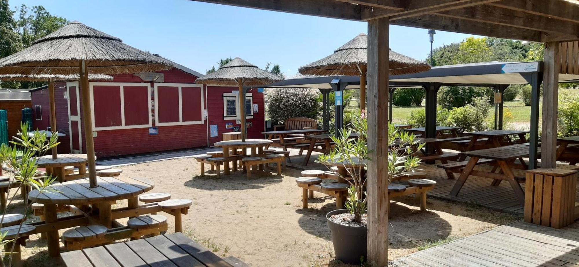 Hotel Camping Aquarev à Loudéac Extérieur photo