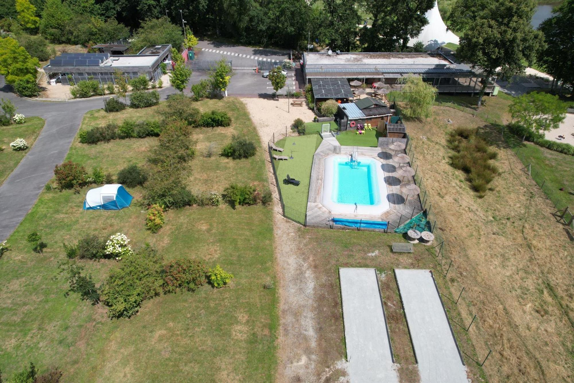 Hotel Camping Aquarev à Loudéac Extérieur photo